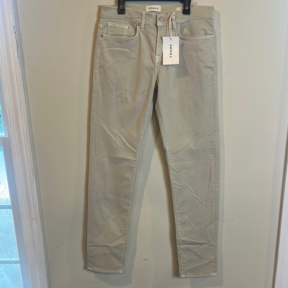 NWT Frame Denim Stone Color Slim Jeans Classic Style